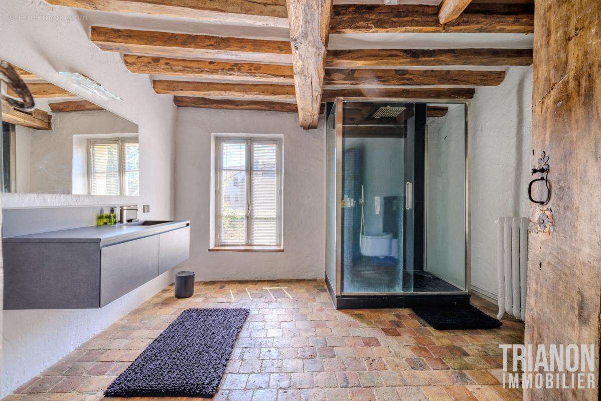 Maison à FEUCHEROLLES