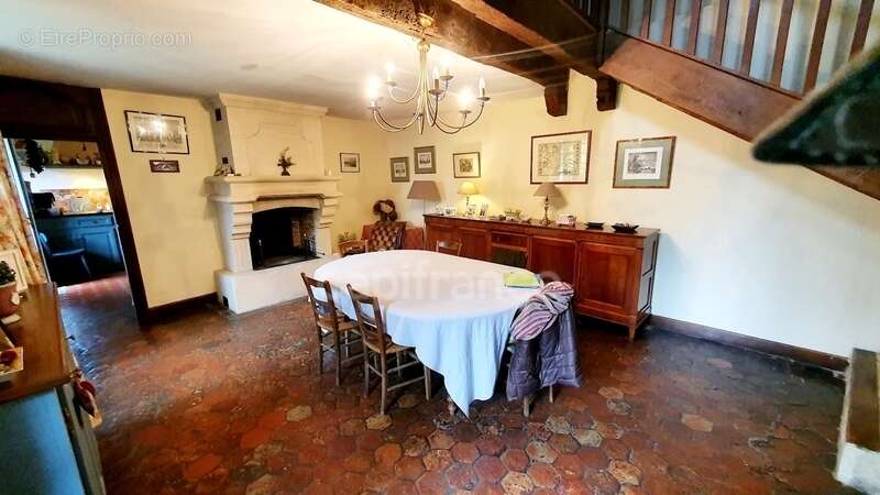 Maison à CREPY-EN-VALOIS