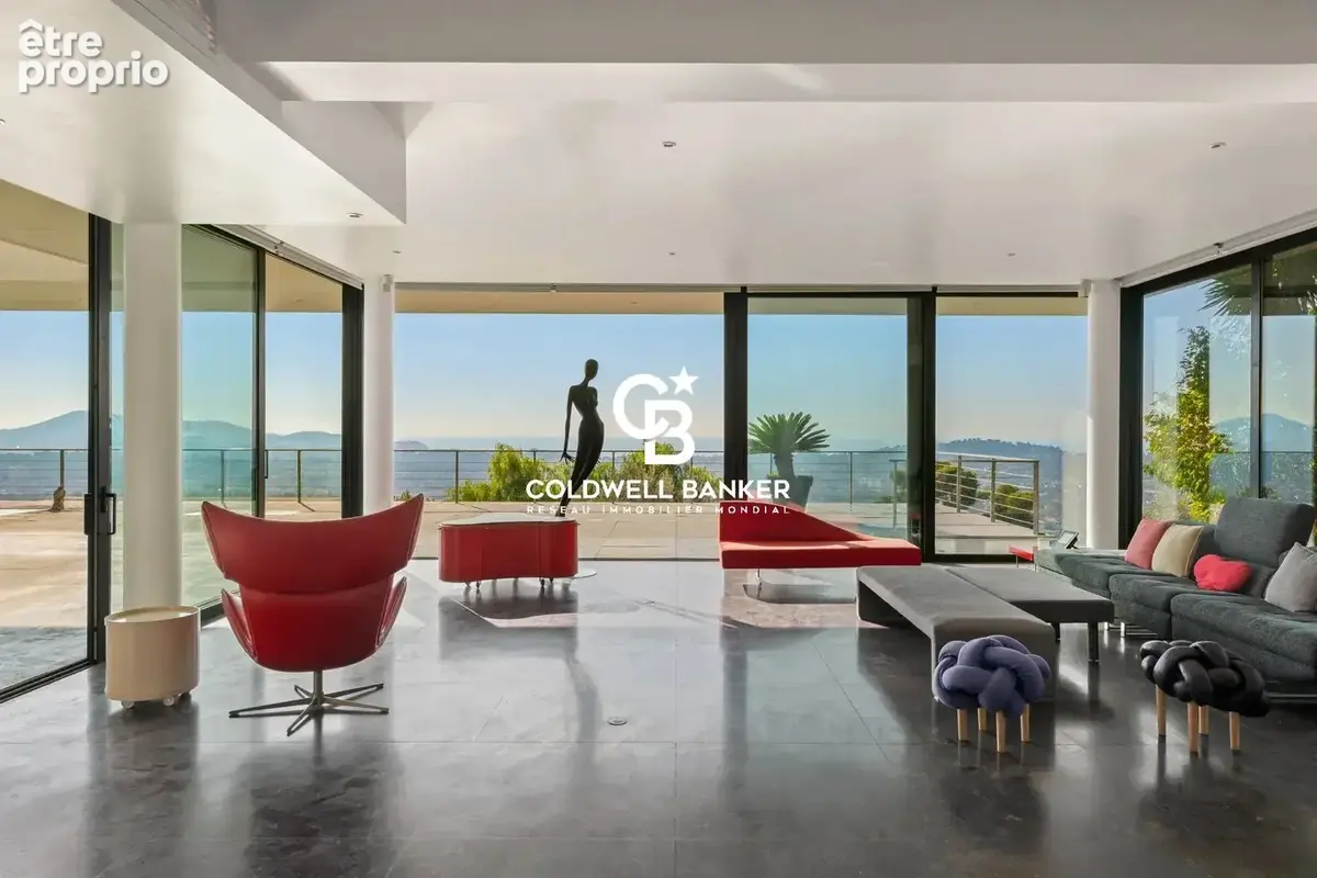 Villa Contemporaine vue mer à 180° avec piscine - 83000 Toulon - photo 2