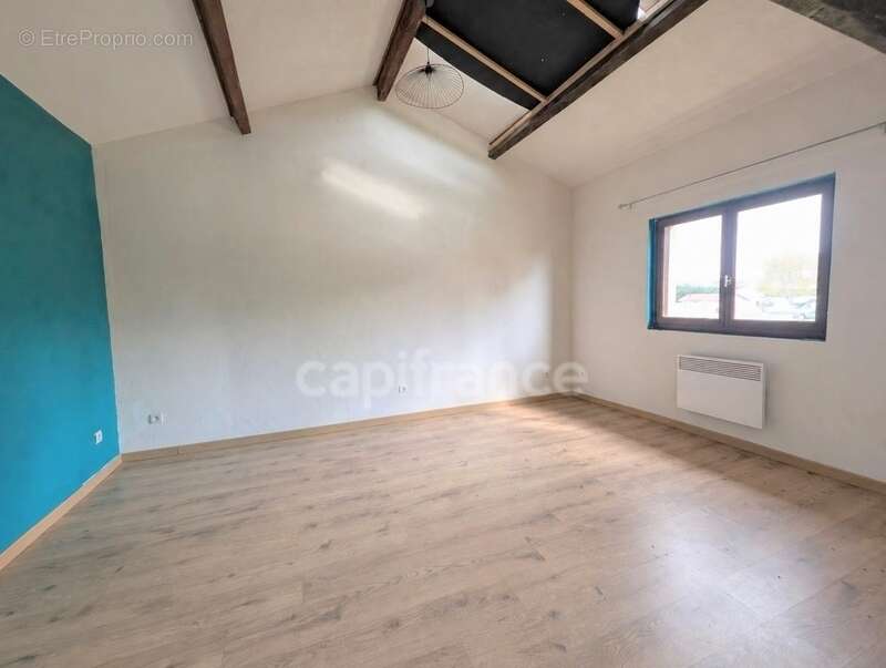 Maison à vendre 4 pièces AMBARES ET LAGRAVE (33) - photo 23