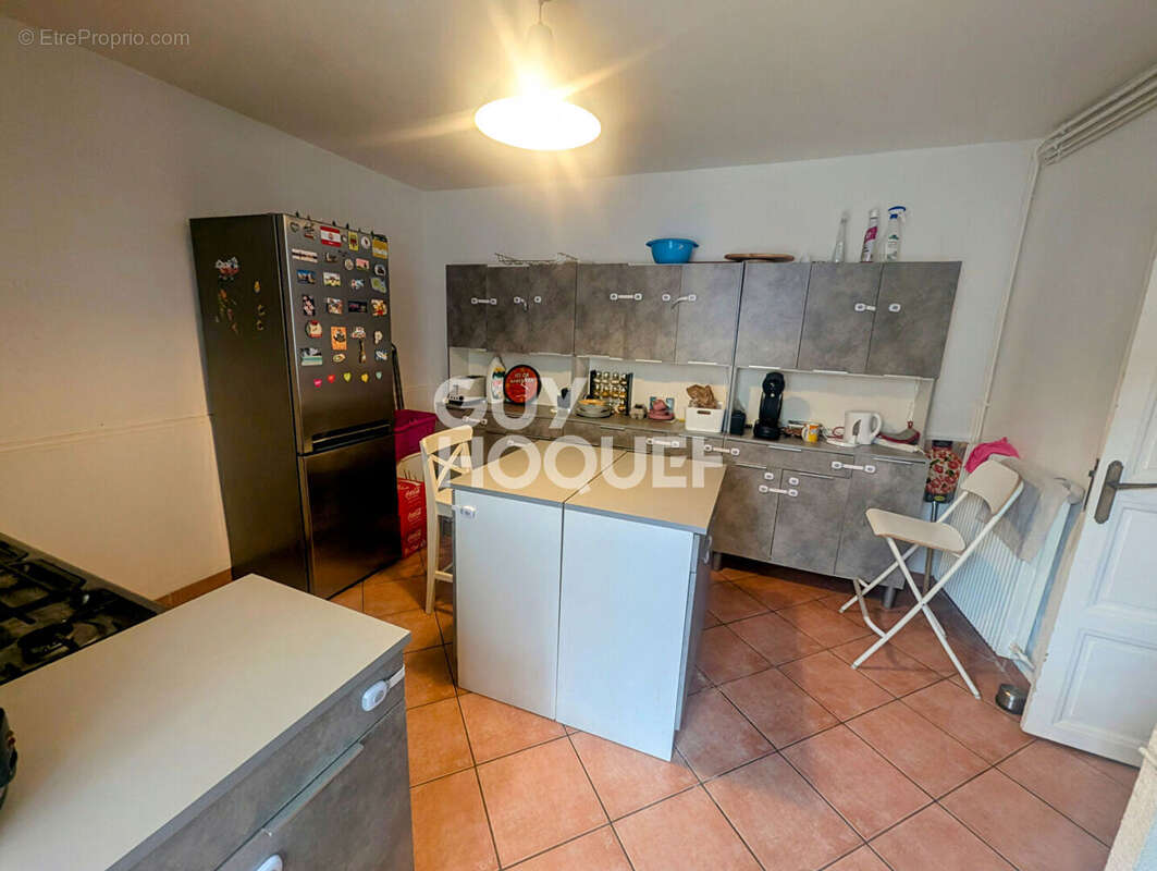 Maison à PONT-DU-CHATEAU