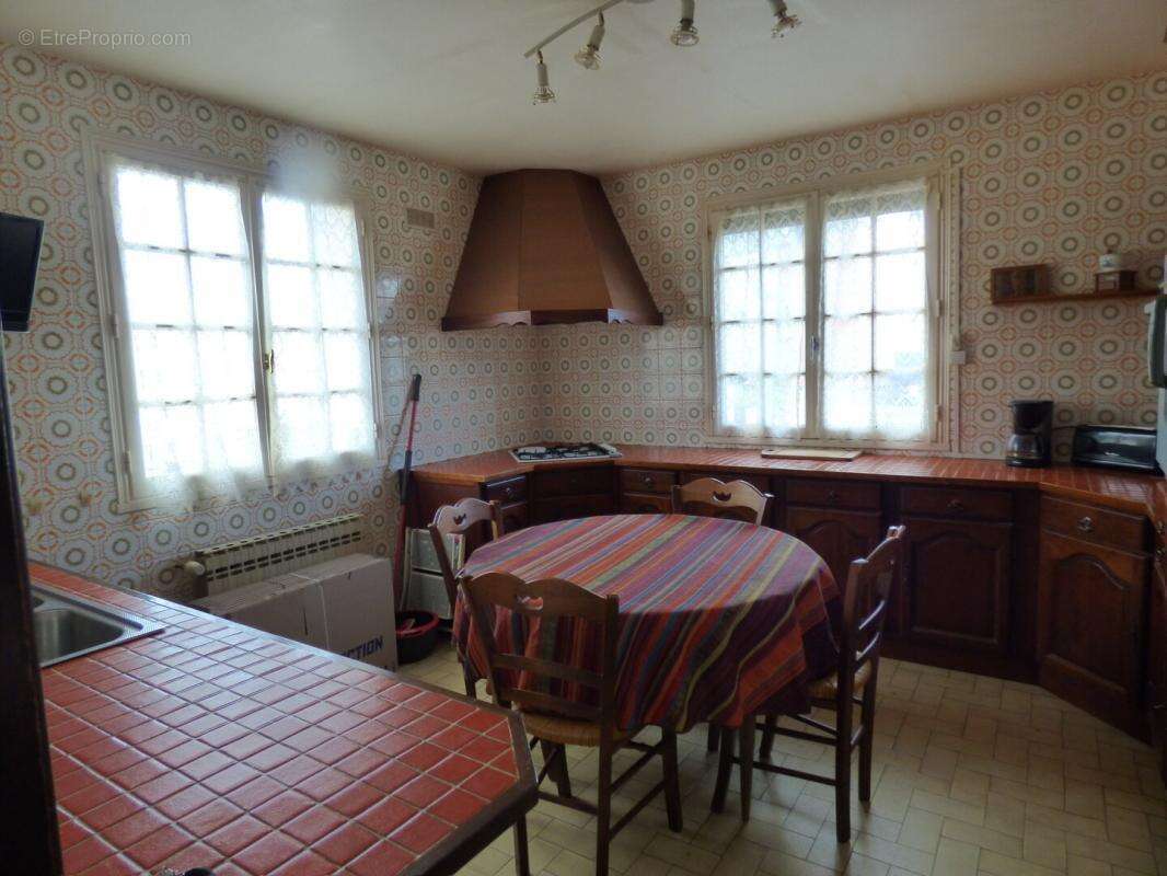 Maison à CHATEAUNEUF-EN-THYMERAIS