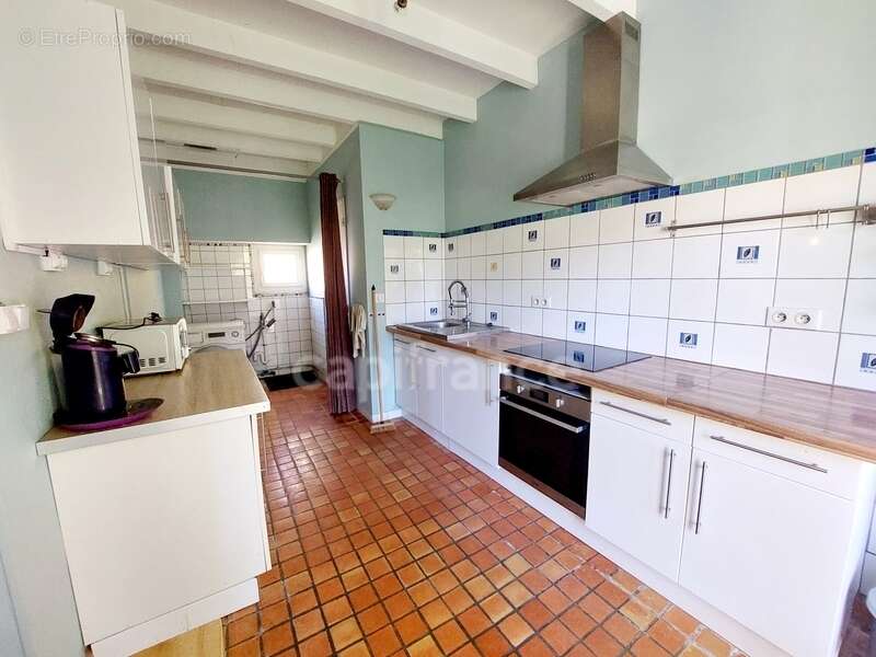 Maison au centre du village Prats du Périgord, 92m2, 4 pièces, 3 chambres, jardin, puits, grange avec fort potentiel - photo 12