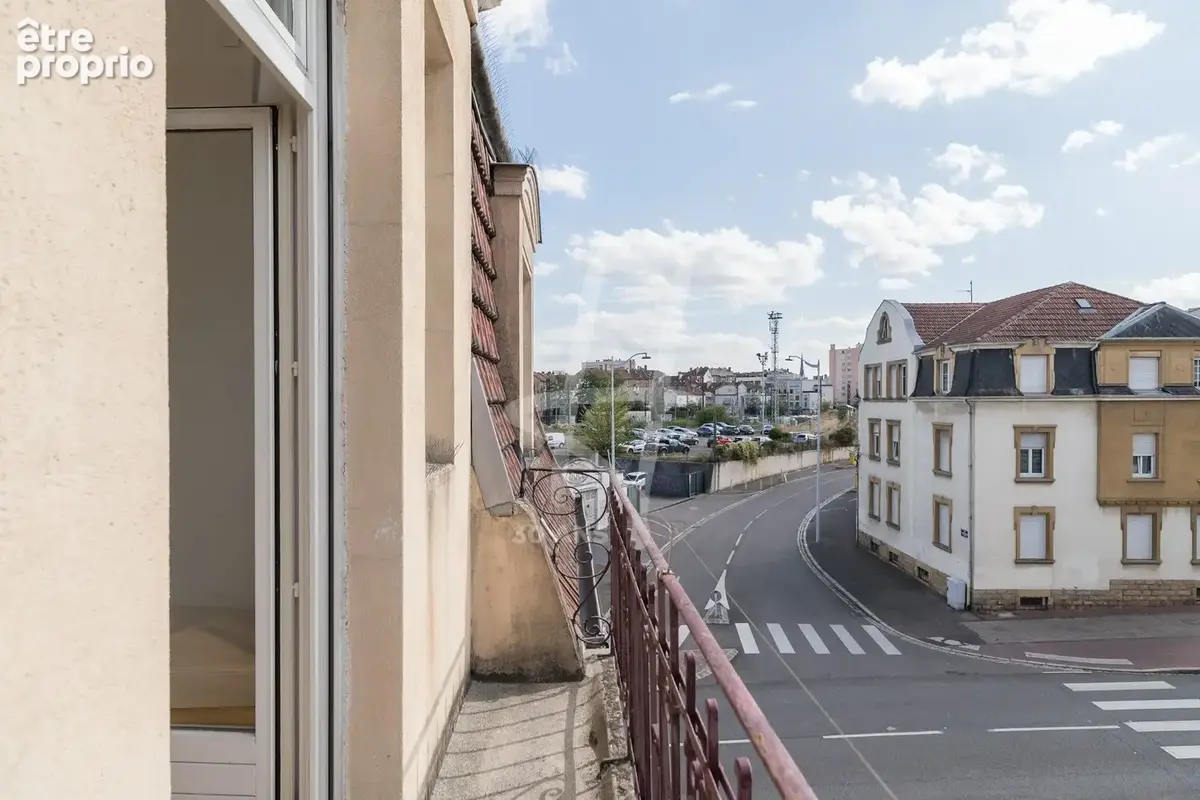 Appartement 4 pièces 83 m² à vendre à Metz (57000) - photo 2