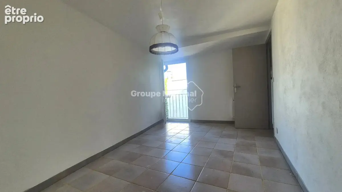 Entraigues-sur-la-sorgue - maison de village avec exterieur - photo 9