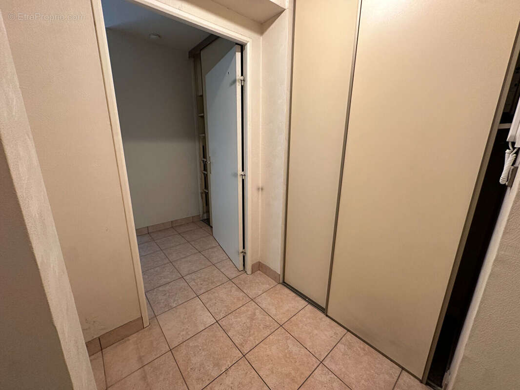 Appartement à MONTROUGE
