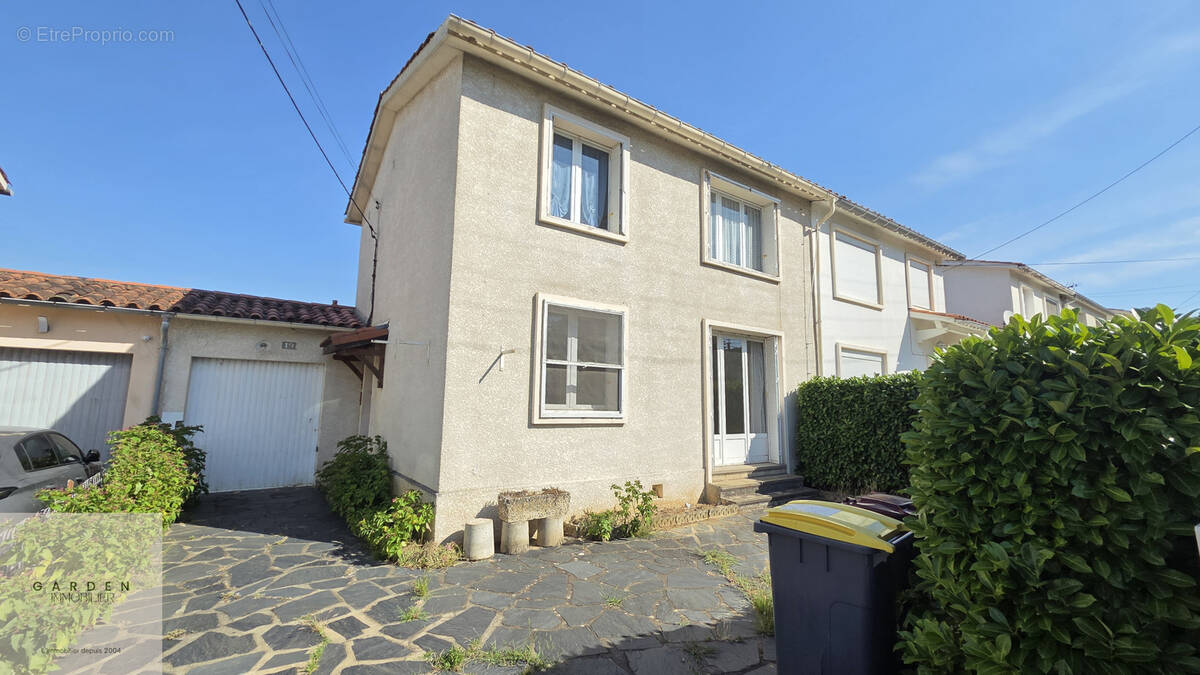 Maison à CASTRES