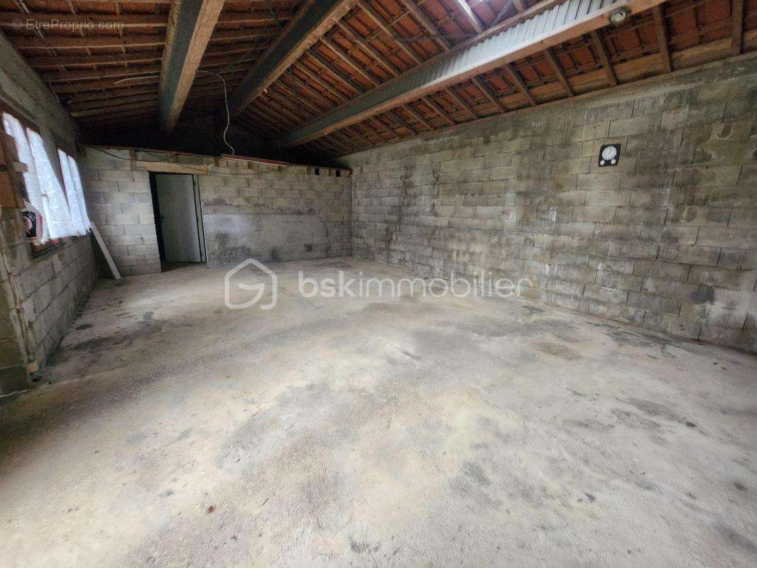 Maison à VOUNEUIL-SOUS-BIARD