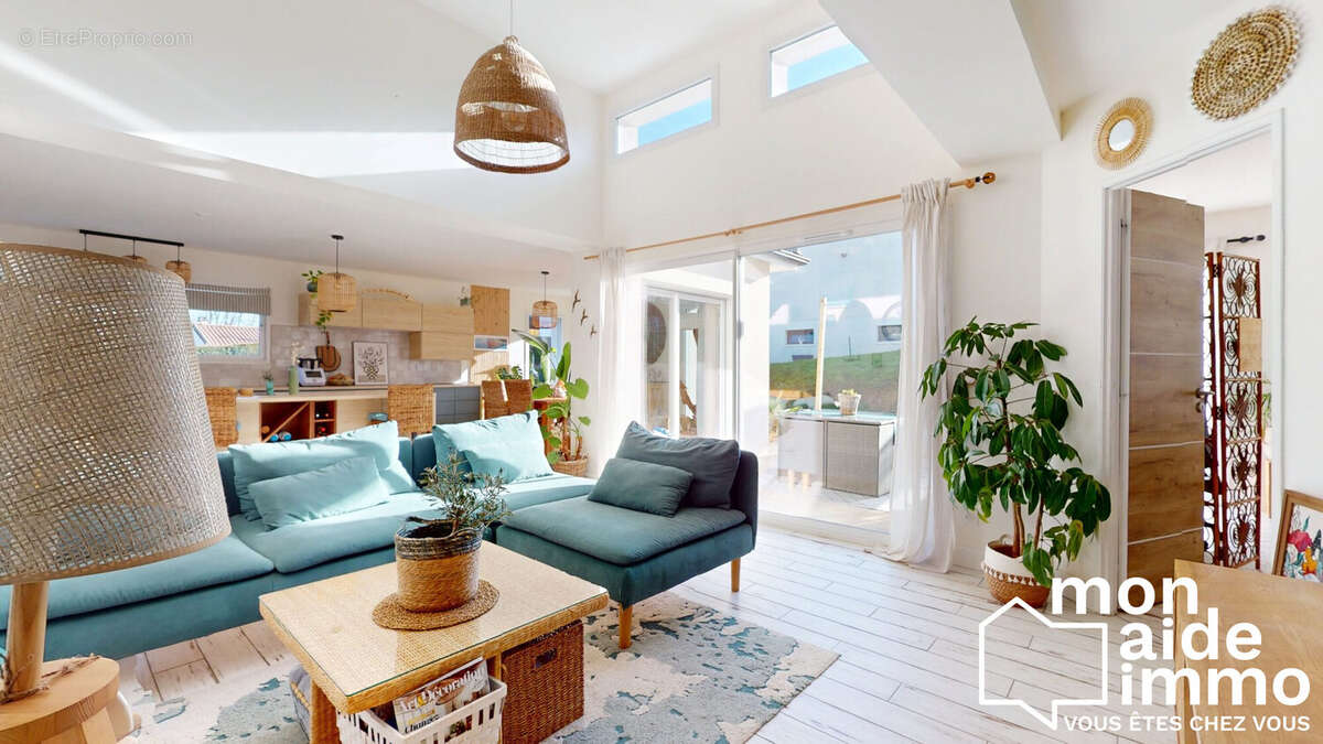 Maison à CARIGNAN-DE-BORDEAUX