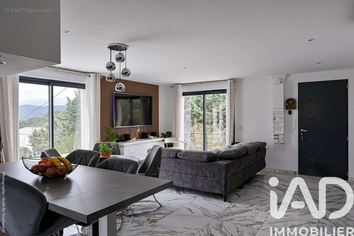 Photo 9 - Maison à PLAN-D'AUPS-SAINTE-BAUME