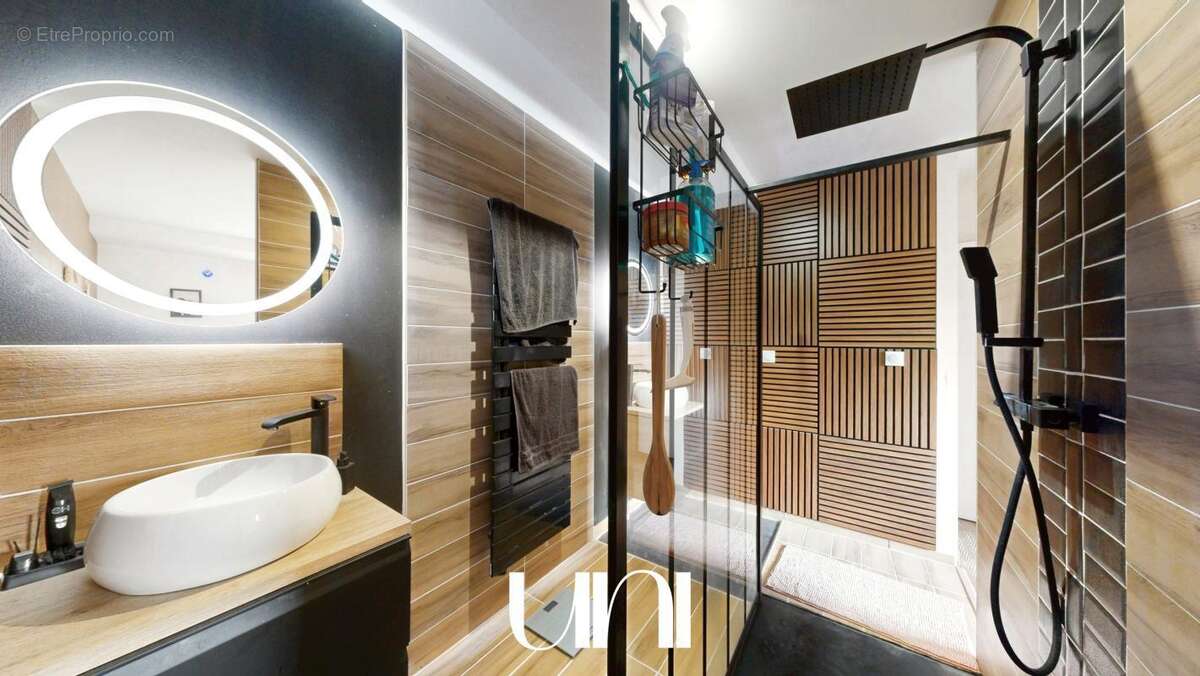 Maison à SAINT-MARTIN-DES-ENTREES