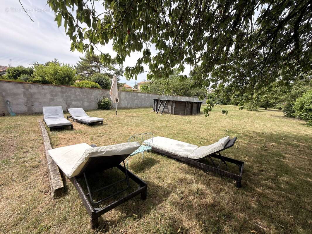 Charmante maison en pierre au cœur du village avec jardin et piscine hors-sol - photo 17