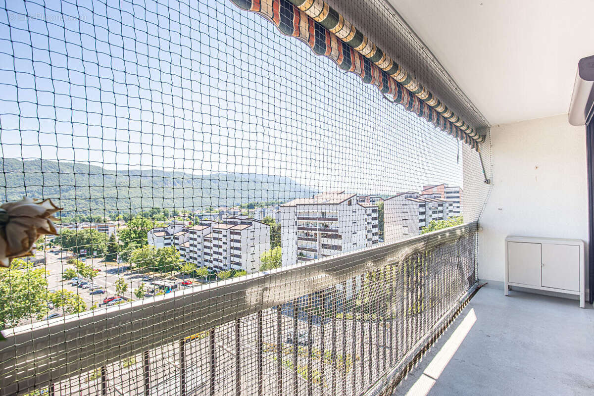 Agence immobiliere laforet - exclusivite - "magnolia" - seynod hyper centre - appartement t5 - balcons - cave - garage en option - photo 15