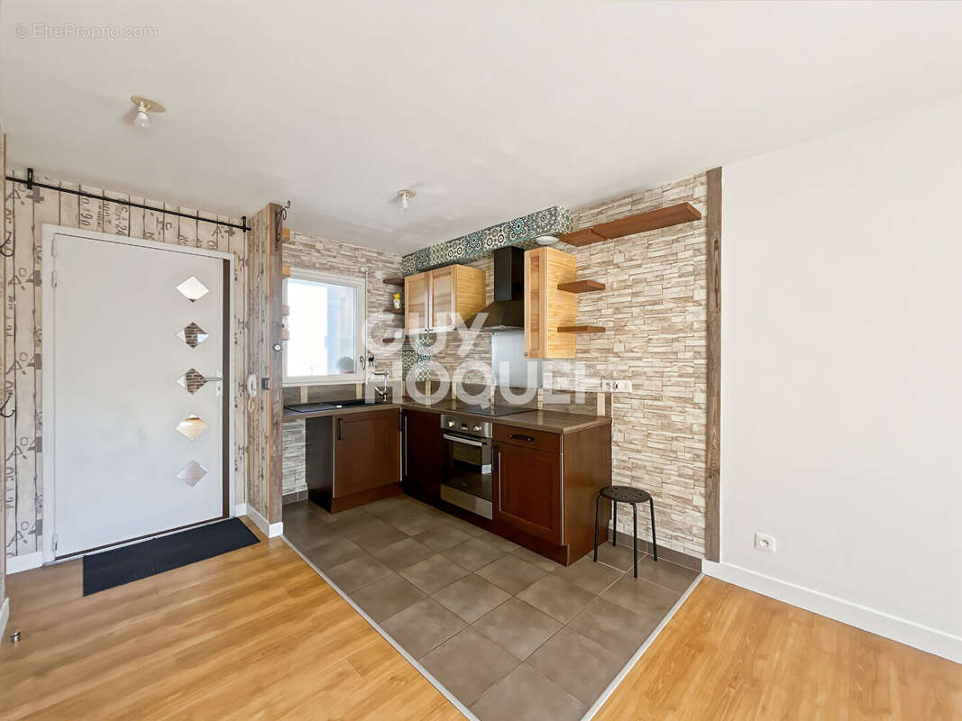 Appartement 3 pièces à vendre à Fontenay Trésigny - photo 3