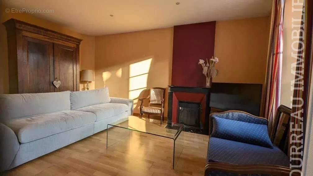 Appartement à JOIGNY