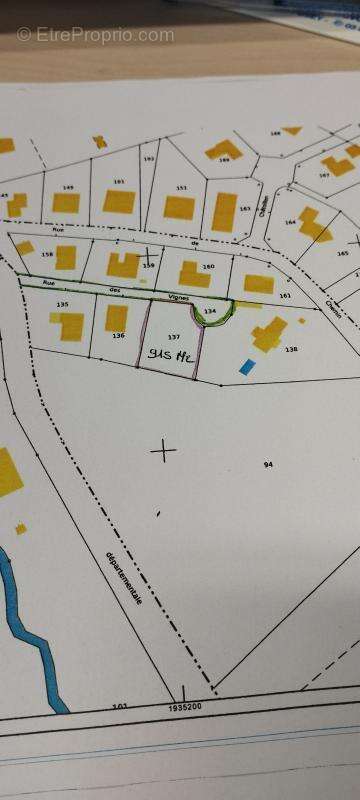 Terrain à BREUREY-LES-FAVERNEY