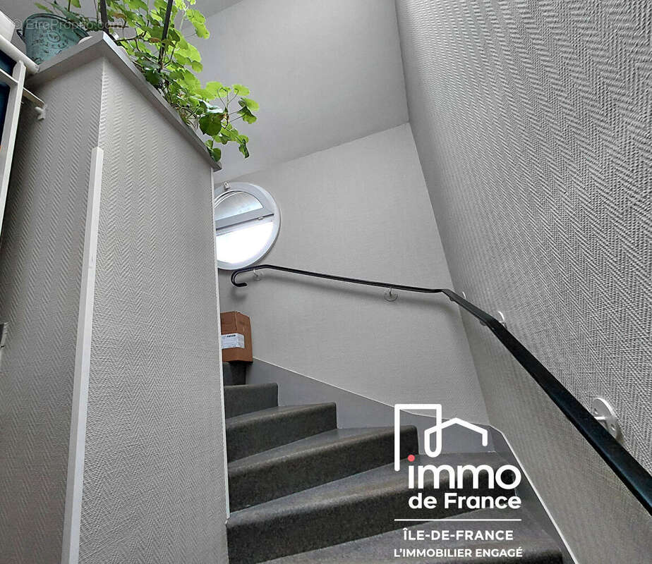 Appartement à BOIS-D'ARCY