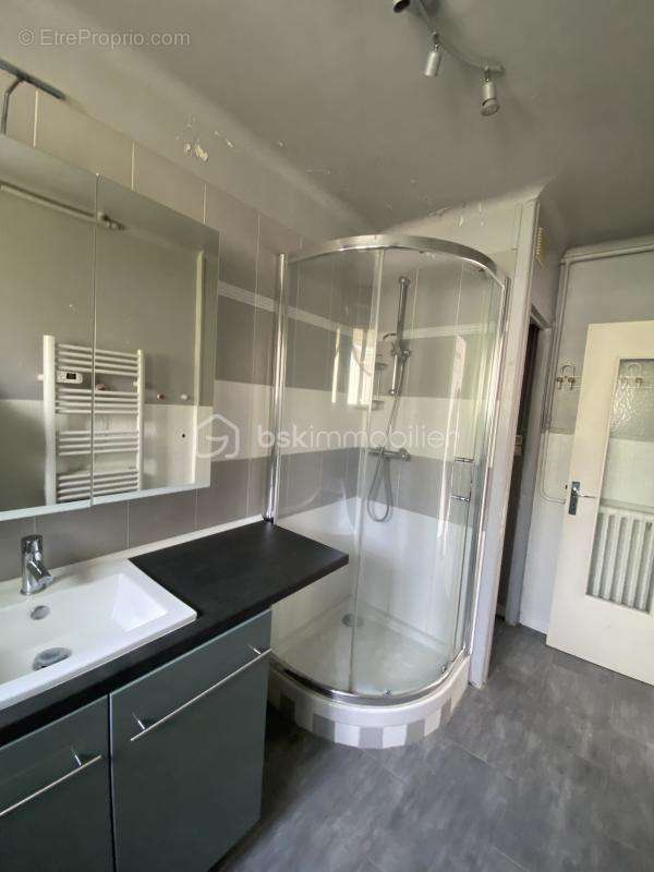 Appartement à SAINT-CHERON