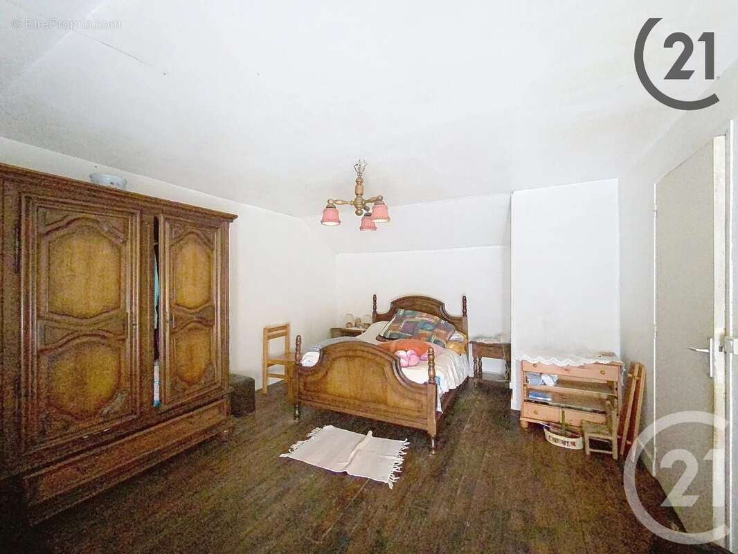 Maison à LA SAULSOTTE