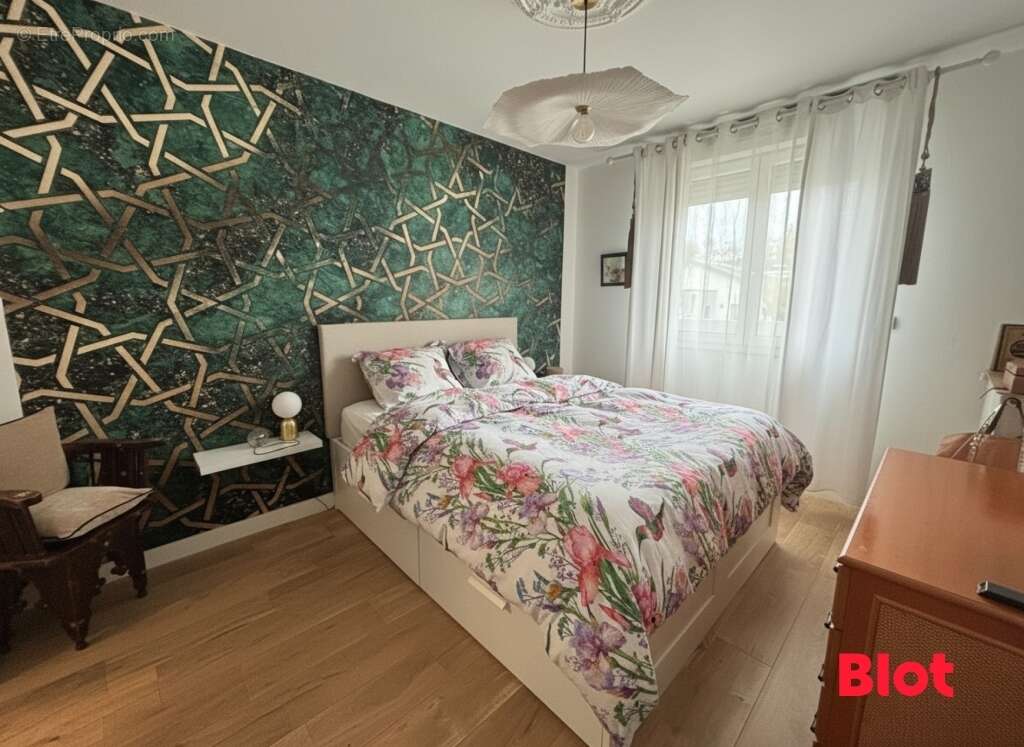 Maison à CHARTRES-DE-BRETAGNE