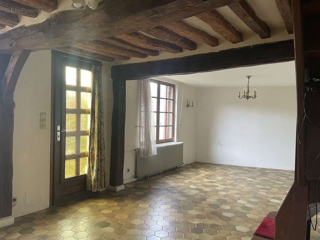 Maison à BEAUMONT-LE-ROGER