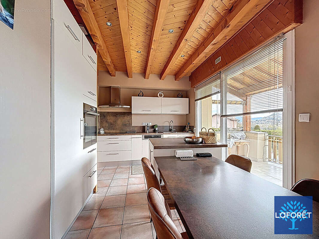 Maison à BRIVES-CHARENSAC