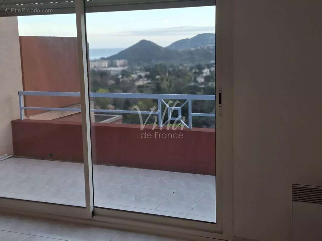 Appartement à MANDELIEU-LA-NAPOULE