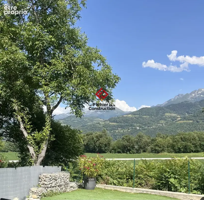 Maison 5 pièces 97 m² à vendre à Saint-Ismier (38330) - photo 2