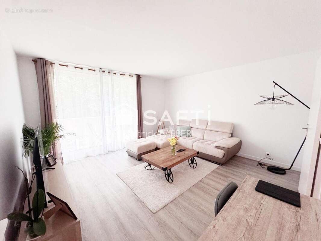 Photo 3 - Appartement à MENUCOURT
