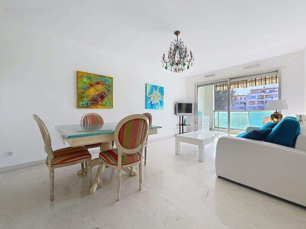 Appartement à CAGNES-SUR-MER