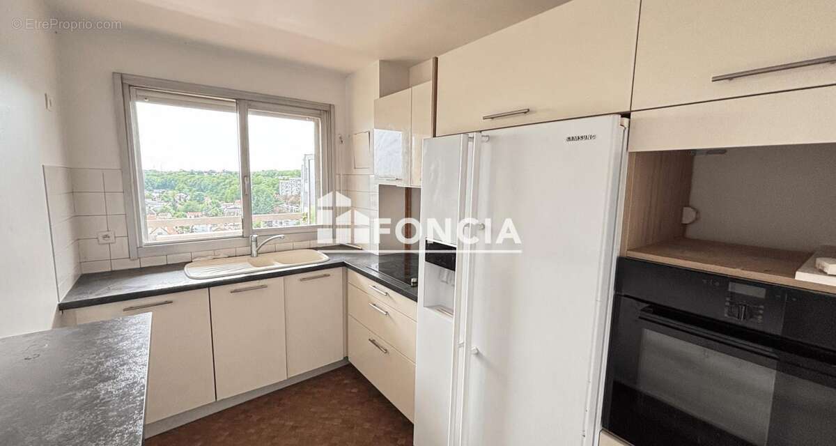 Appartement à NOGENT-SUR-MARNE