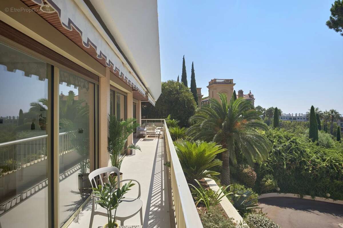 Appartement à CANNES