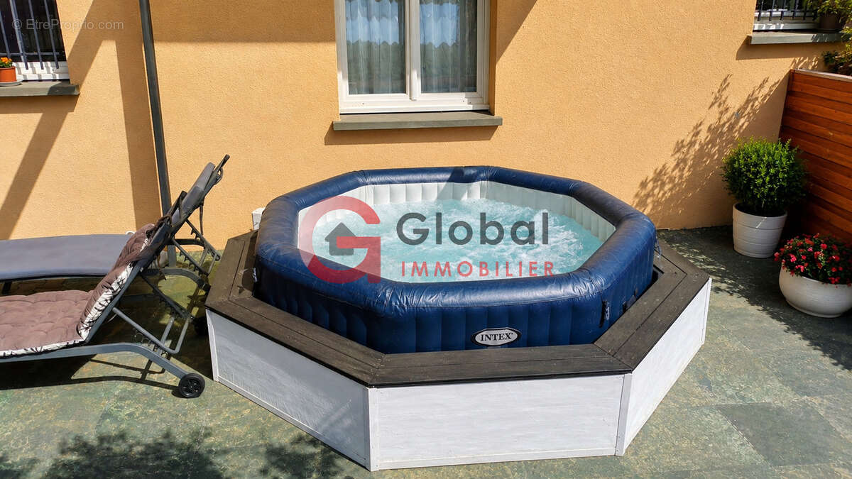 Belle maison de Plain-pied et jacuzzi saint Angel (63410) - photo 14