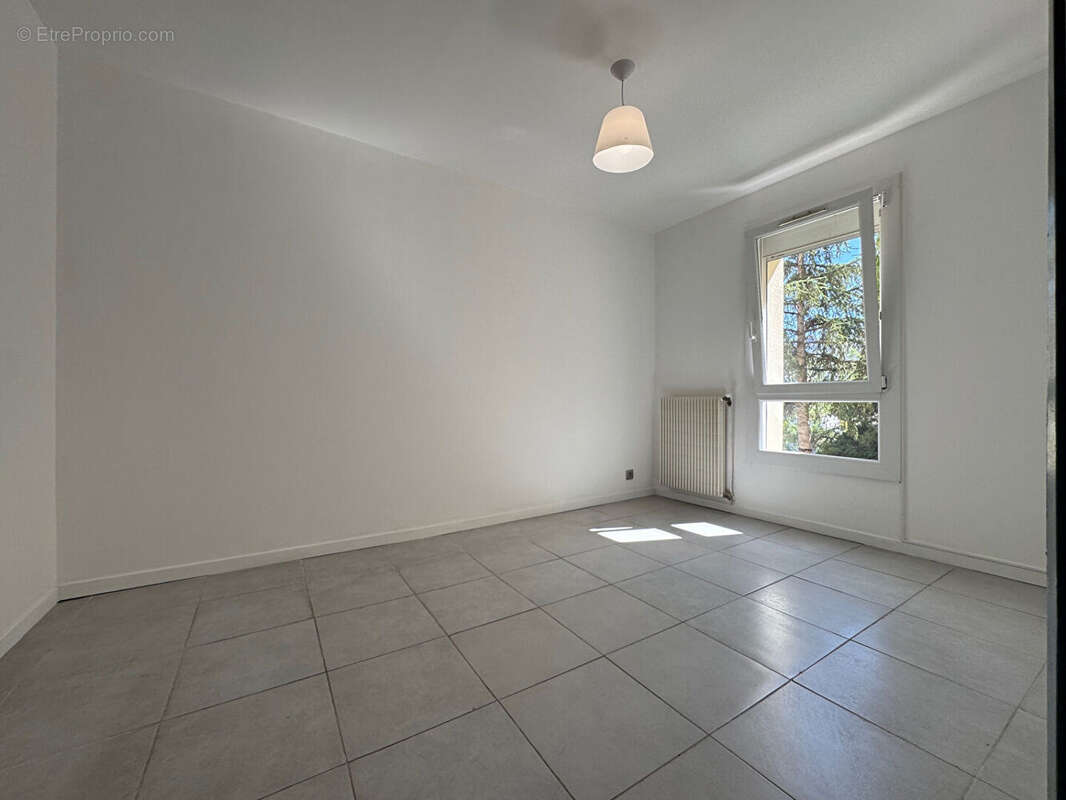 Appartement à MARSEILLE-12E