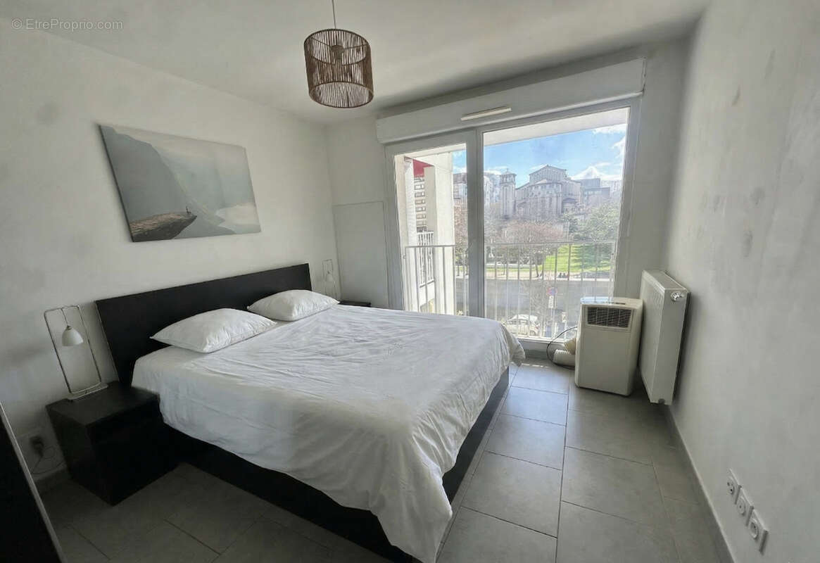 Appartement à MARSEILLE-3E