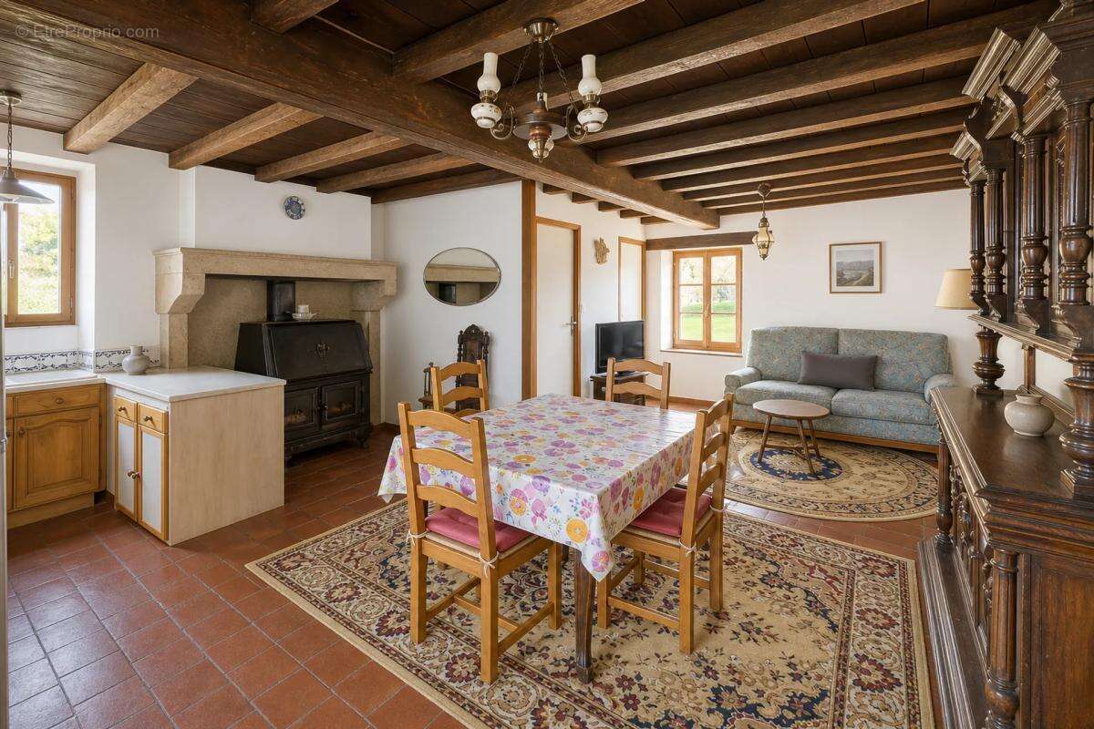 Charmante maison 3 pièces avec grand terrain - photo 2