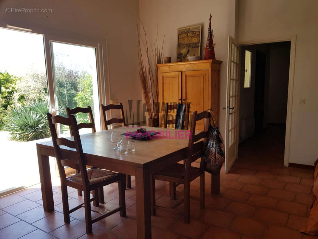 Maison à VACQUEYRAS