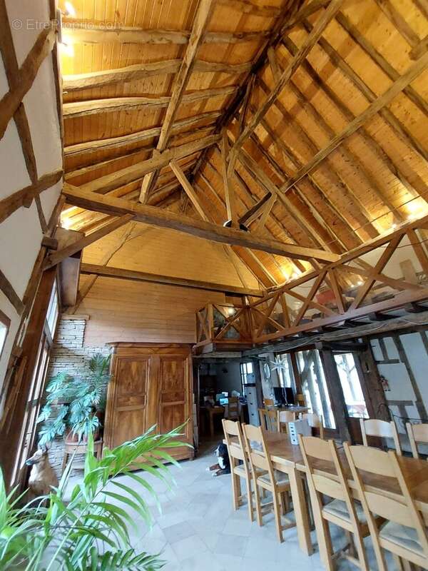 Maison à SAINT-BONNET-EN-BRESSE