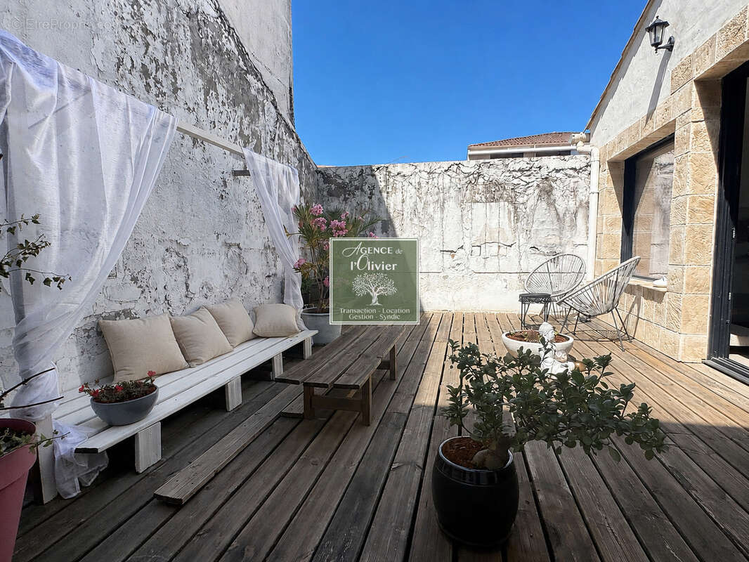 Loft d'architecte avec terrasse et parking en coeur de ville - photo 11