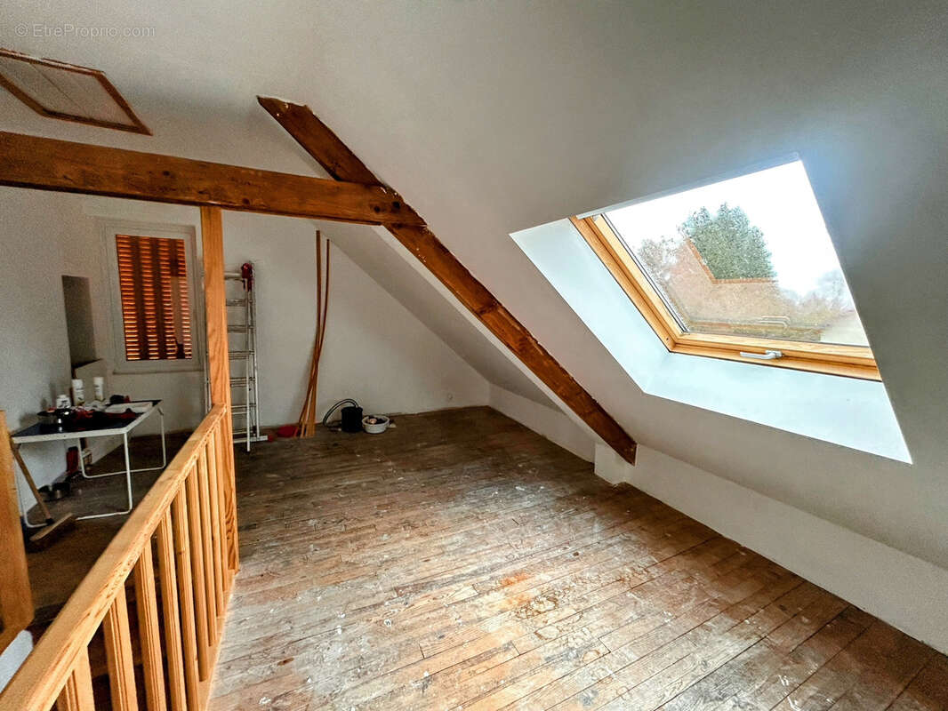 Maison à MERLINES