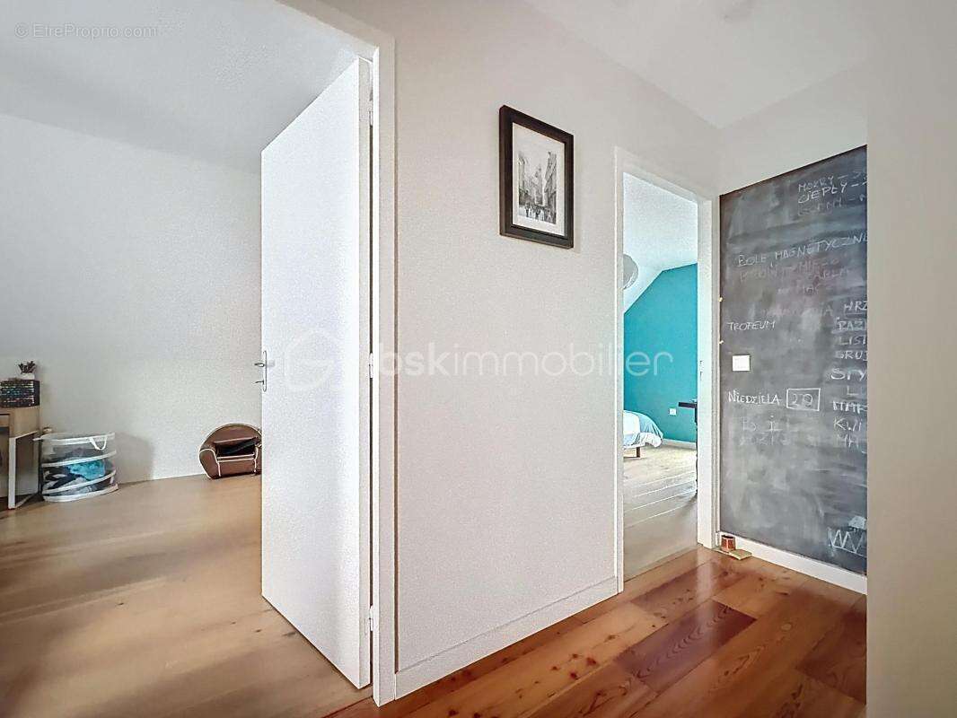 Maison à SAINT-GEORGES-MONTCOCQ