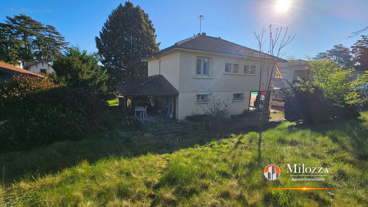 Maison à LA VERPILLIERE