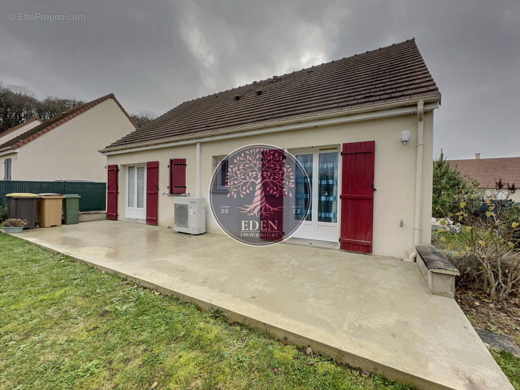 Maison à TREON
