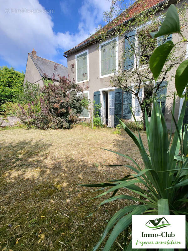 Maison à CHATEAU-CHINON(VILLE)