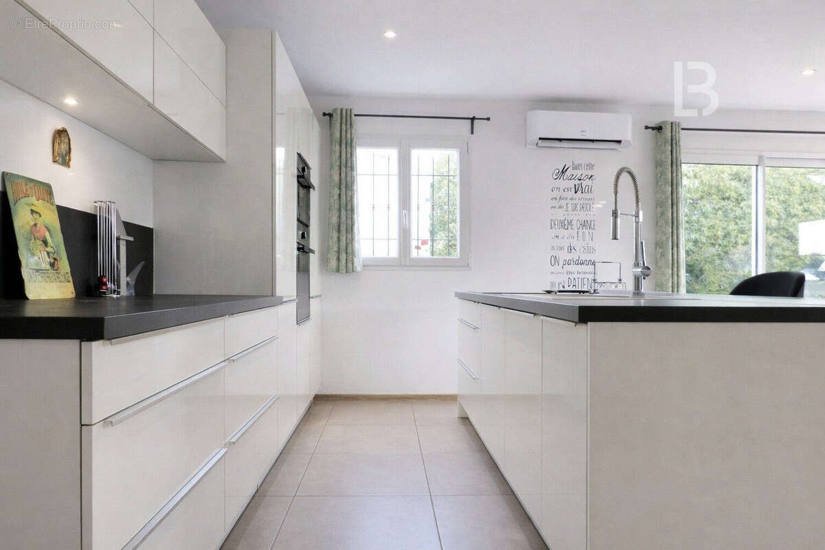 Maison à LA FARLEDE