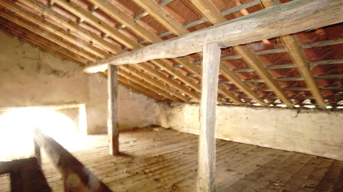 Maison à ORNEZAN