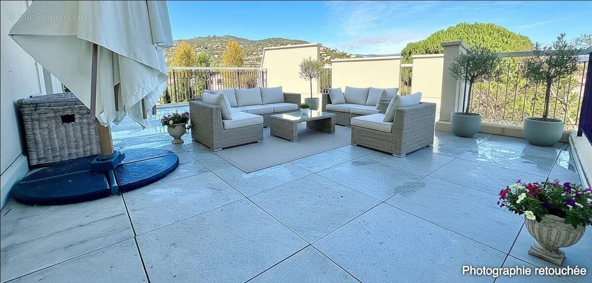 Appartement à MANDELIEU-LA-NAPOULE