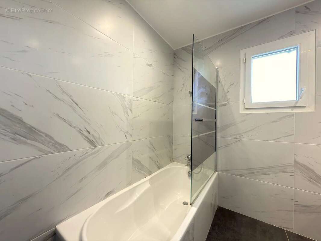 Maison à SAINT-XANDRE