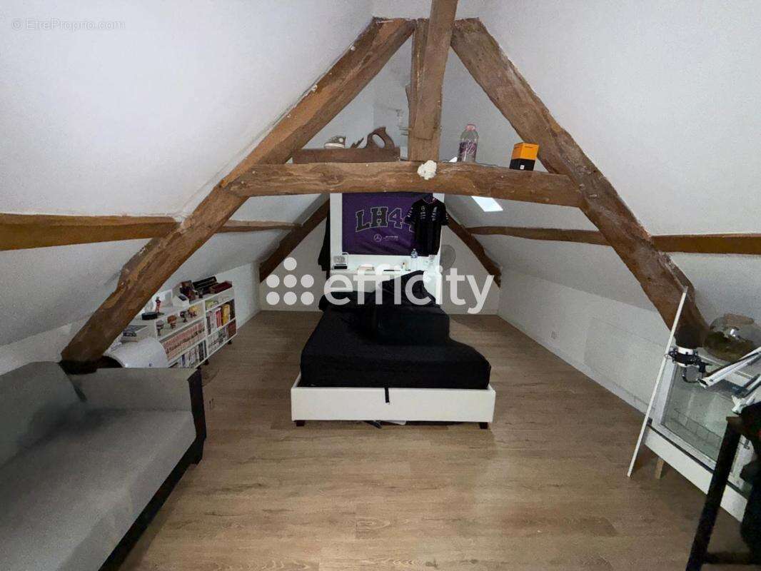 Maison à BAILLEUL-SUR-THERAIN