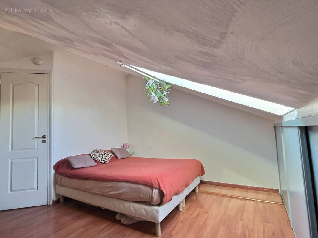 Appartement à PIERREFEU-DU-VAR